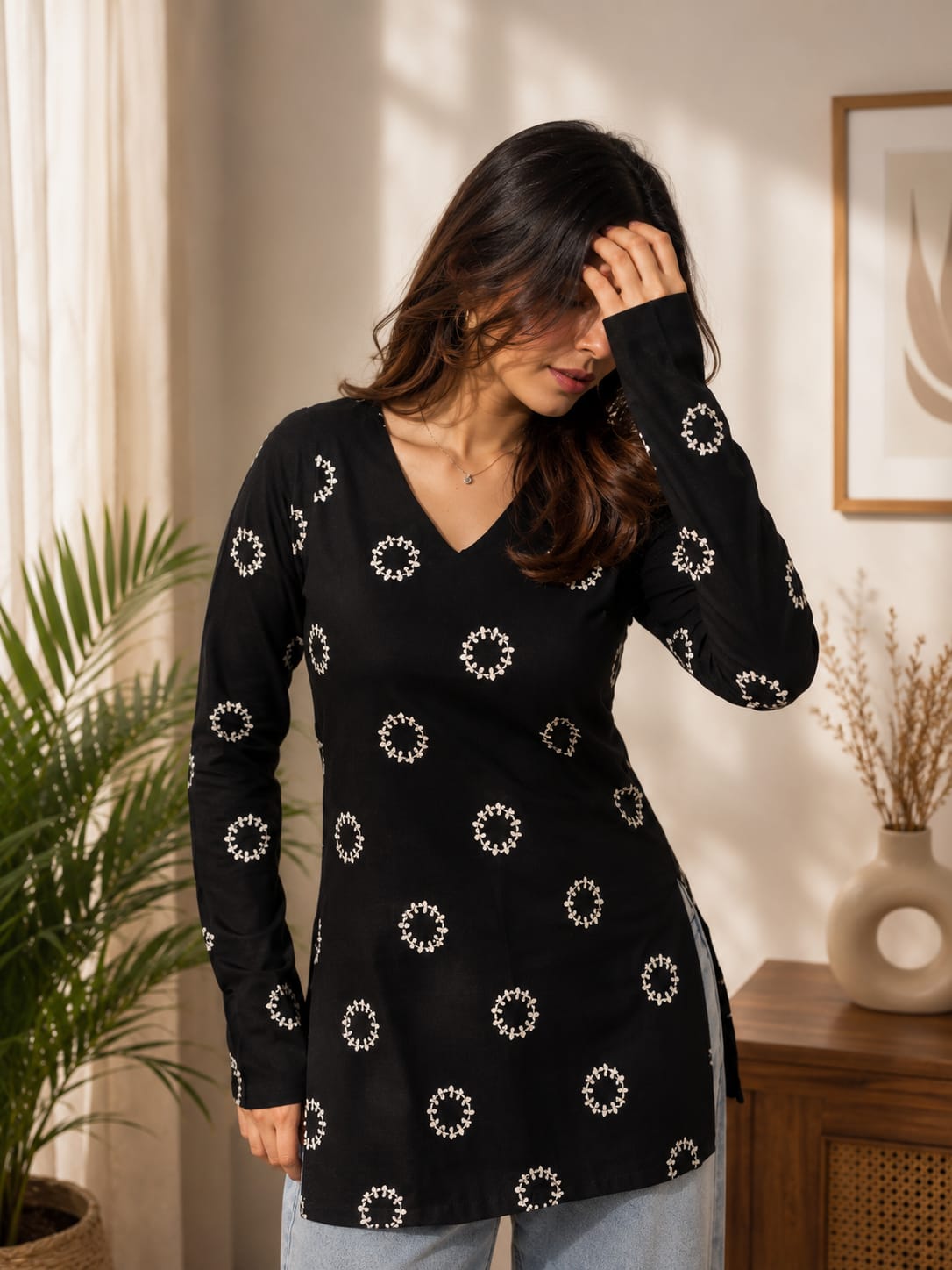 Women’s Black Cotton Printed Short Kurti – V-Neck Full Sleeve