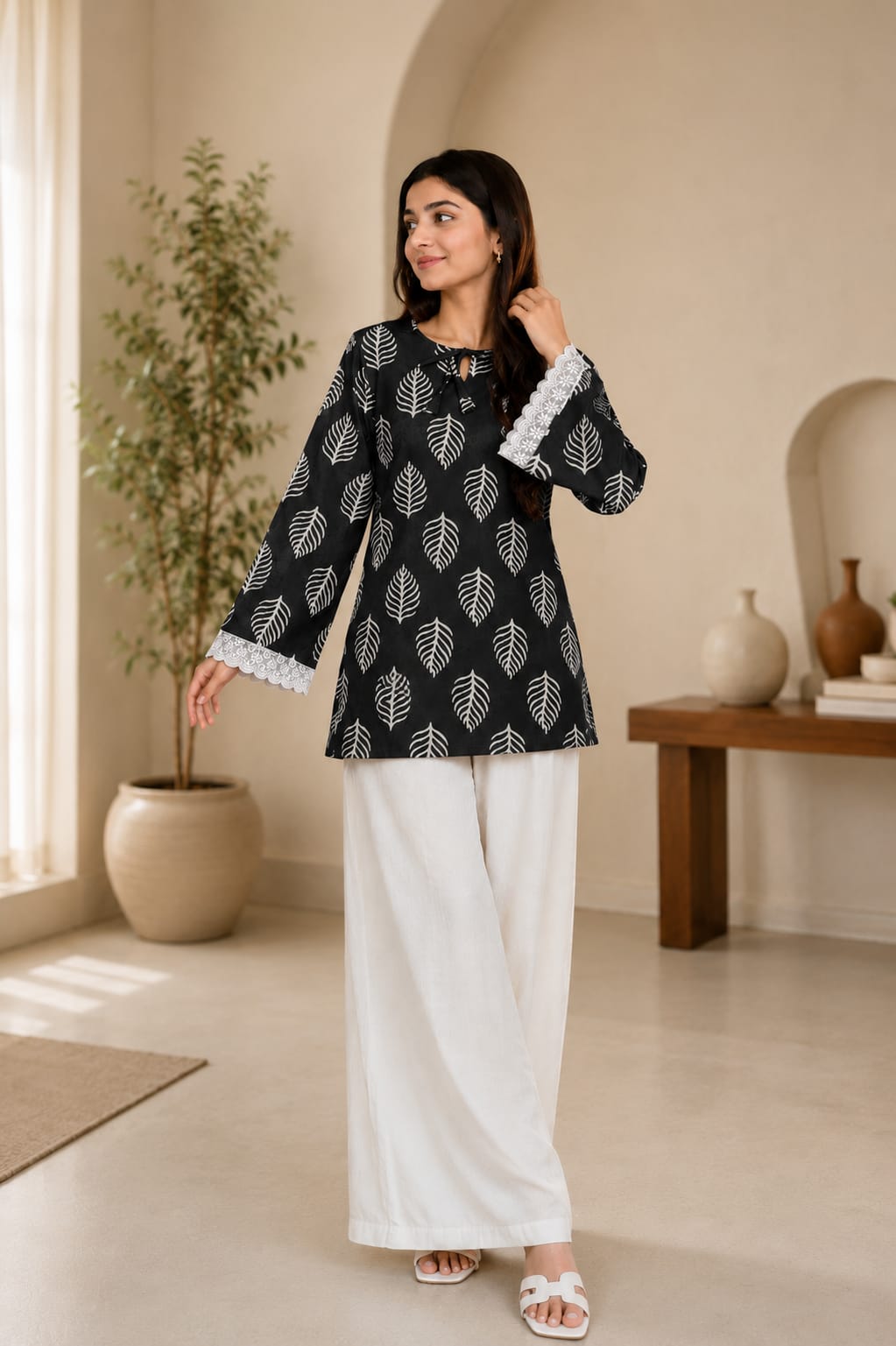 Leaf Print Lace Sleeve Top